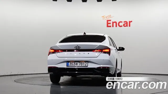 Hyundai Avante 2021 thumb 4