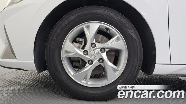 Hyundai Avante 2021 thumb 5