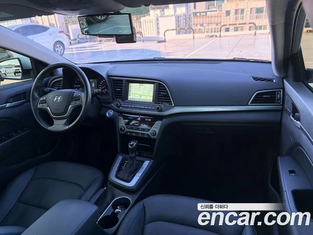 Hyundai Avante 2016 thumb 7