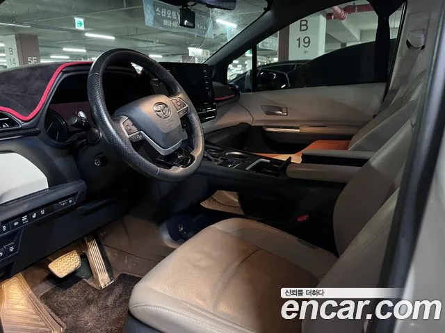 Toyota Sienna 2021 thumb 3