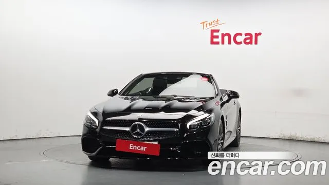 Mercedes-Benz SL-Класс 2017 thumb 3