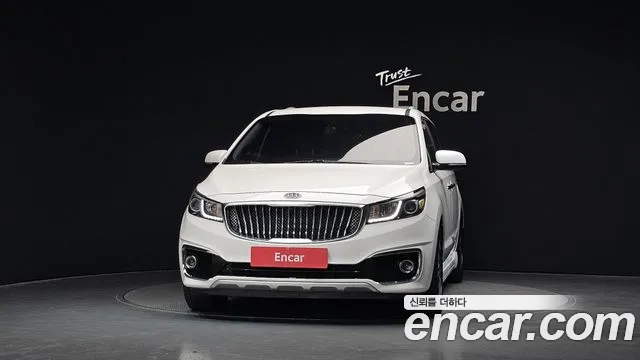 Kia Carnival 2014 thumb 3