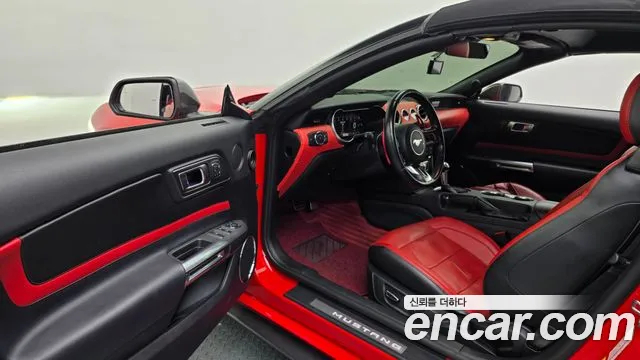 Ford Mustang Mach-E 2018 thumb 10