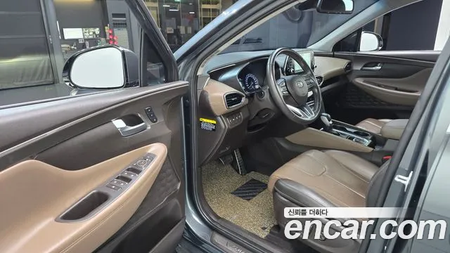 Hyundai Santa Fe 2018 thumb 10