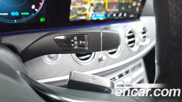 Mercedes-Benz E-Класс 2023 thumb 8
