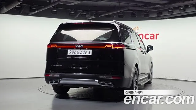 Kia Carnival 2021 thumb 4