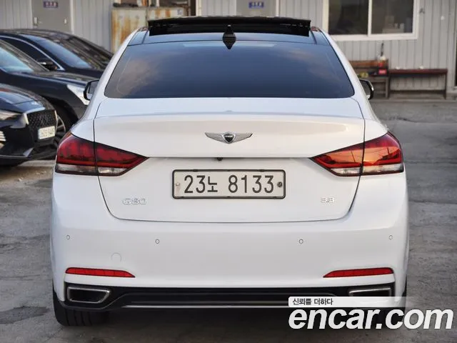 Genesis G80 2017 thumb 4