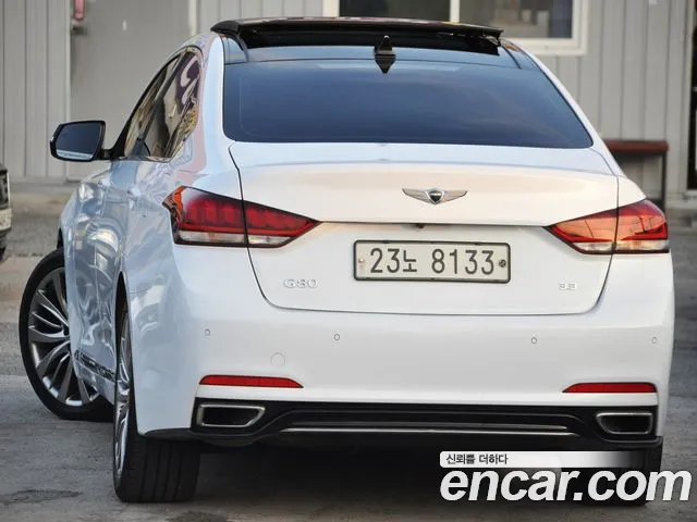 Genesis G80 2017 thumb 5