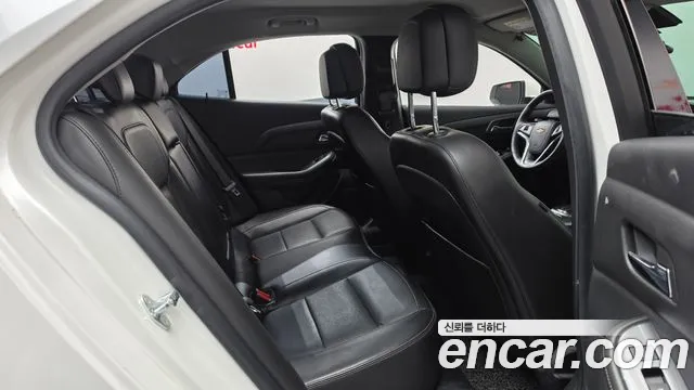 ChevroletGMDaewoo Malibu 2014 thumb 11