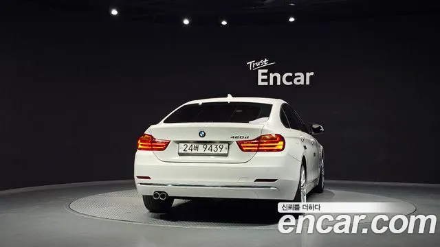 BMW 4-Series 2017 thumb 4