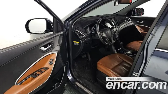 Hyundai Santa Fe 2016 thumb 10