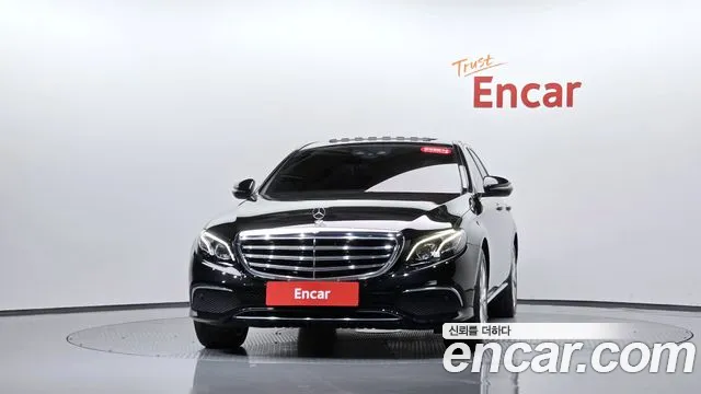Mercedes-Benz E-Класс 2018 thumb 2