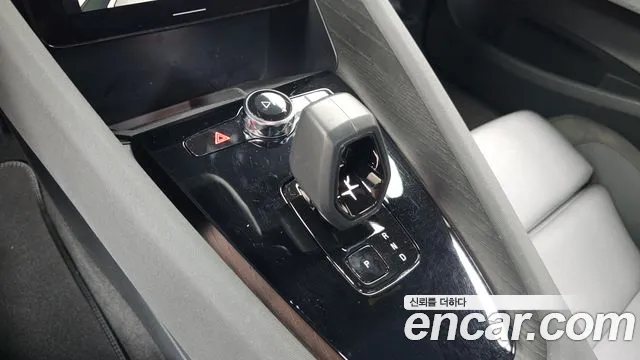 Polestar 2 2022 thumb 8