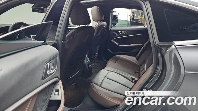 BMW 2-Series 2021 thumb 11