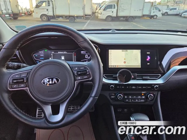 Kia Niro 2019 thumb 9