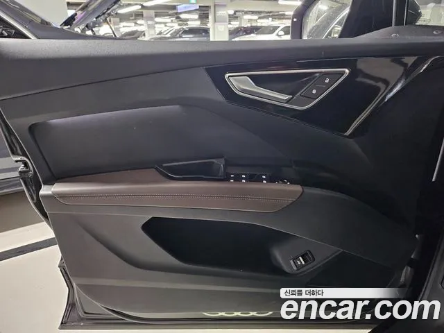 Audi Q4 e-tron 2022 thumb 10