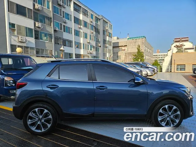 Kia Stonic 2017 thumb 8