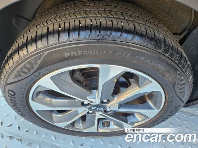 Kia Stonic 2017 thumb 10