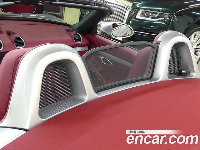 Porsche Cayman 2021 thumb 9