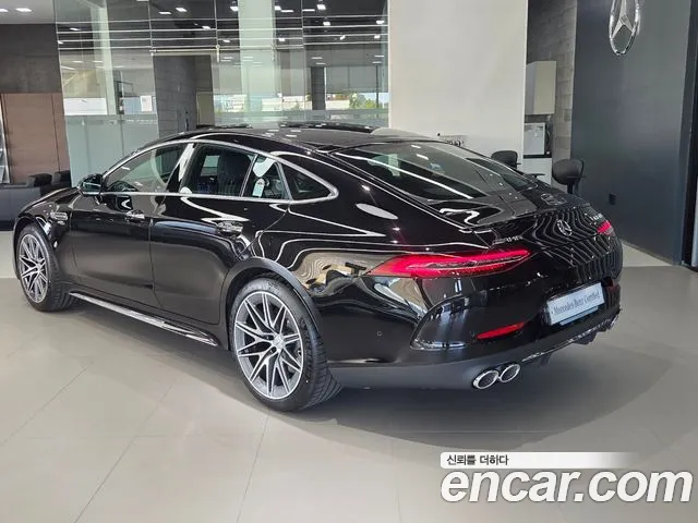 Mercedes-Benz AMG GT 2026 thumb 2
