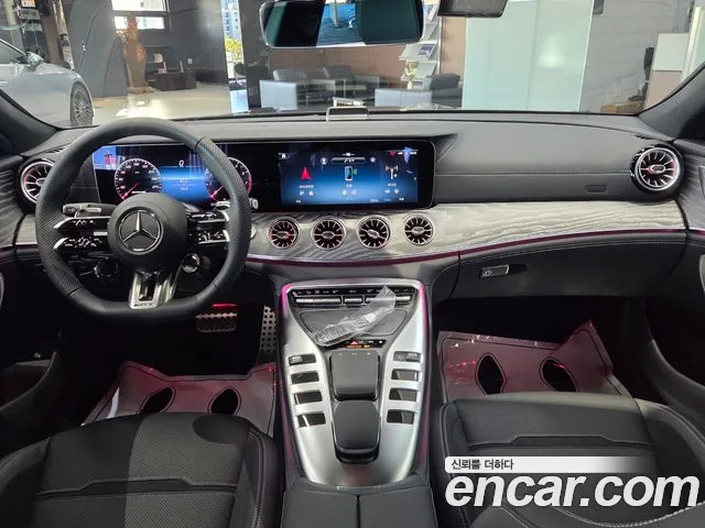 Mercedes-Benz AMG GT 2026 thumb 7