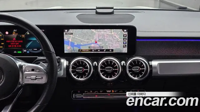 Mercedes-Benz EQB 2022 thumb 11