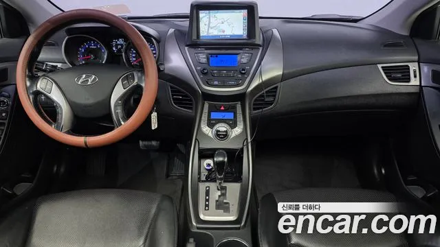 Hyundai Avante 2013 thumb 7