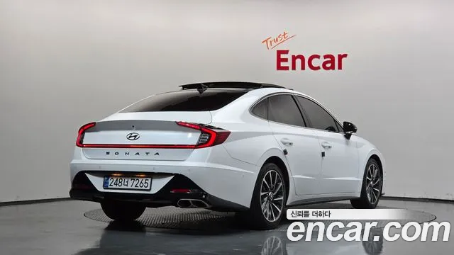 Hyundai Sonata 2022 thumb 2