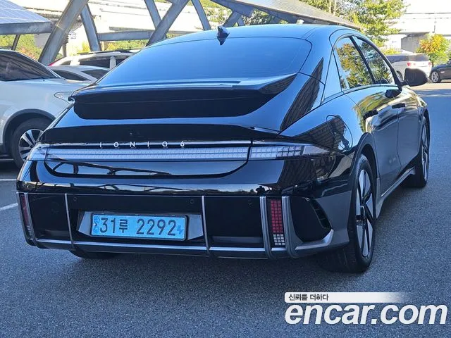 Hyundai IONIQ 6 2023 thumb 5
