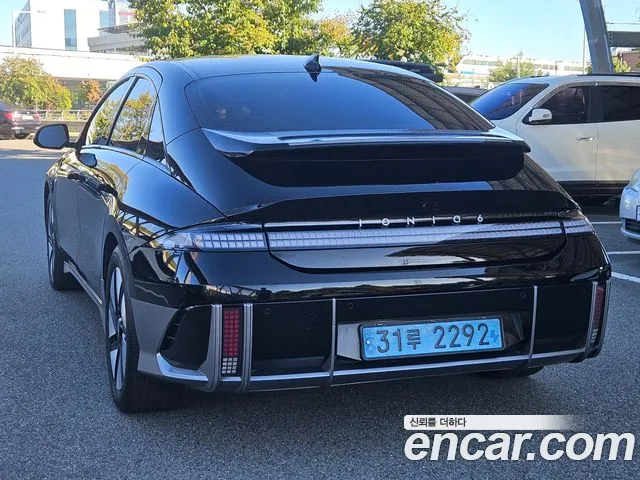 Hyundai IONIQ 6 2023 thumb 6