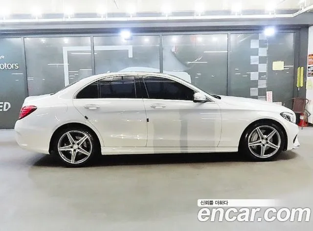Mercedes-Benz C-Класс 2015 thumb 3