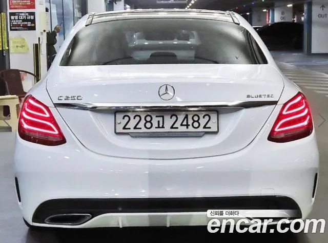 Mercedes-Benz C-Класс 2015 thumb 5