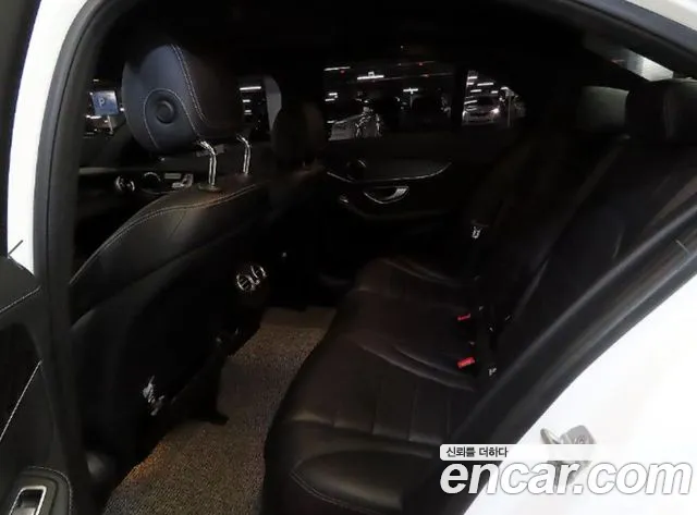 Mercedes-Benz C-Класс 2015 thumb 7