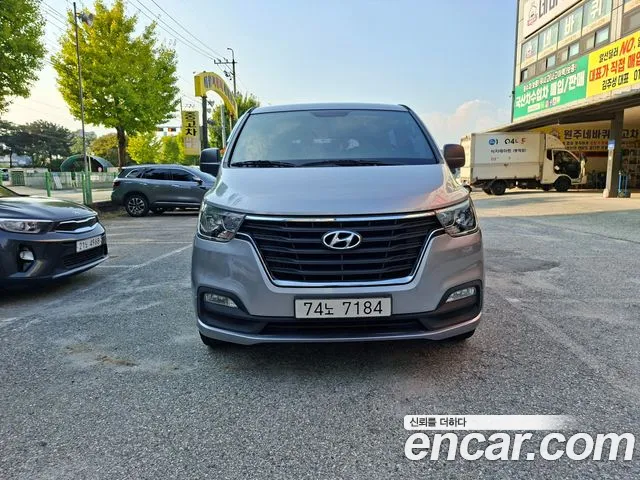 Hyundai Starex 2018 thumb 2