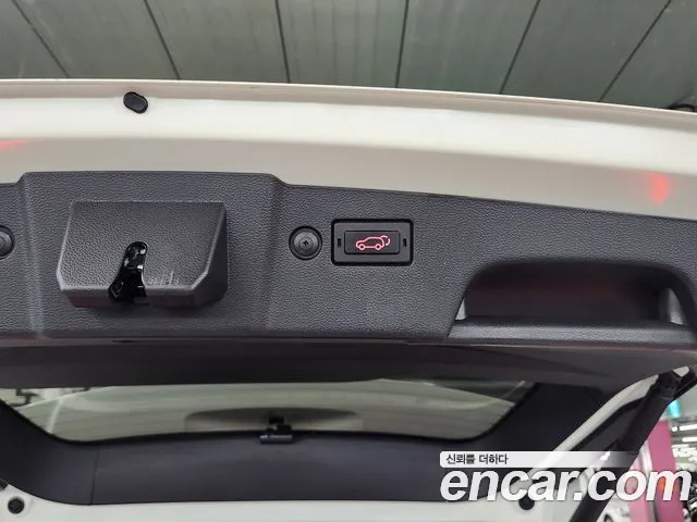 KG_Mobility_Ssangyong Torres 2023 thumb 8