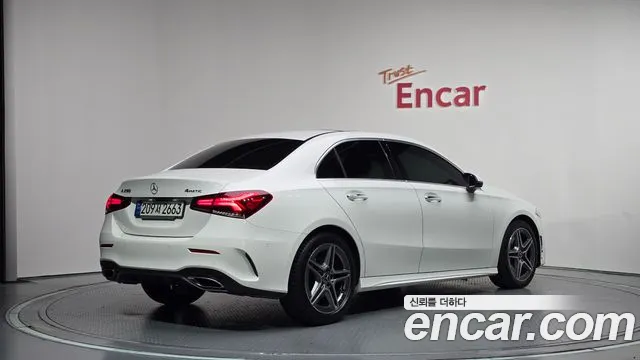 Mercedes-Benz A-Класс 2022 thumb 2