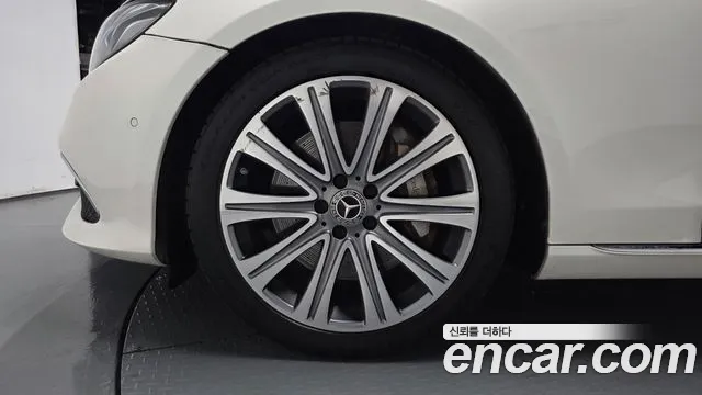 Mercedes-Benz E-Класс 2017 thumb 5