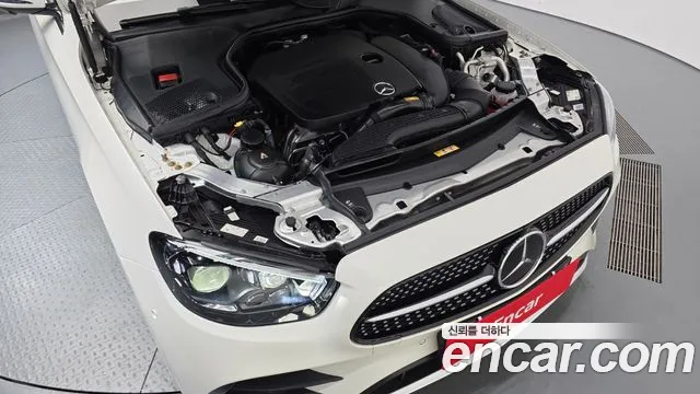 Mercedes-Benz E-Класс 2022 thumb 6