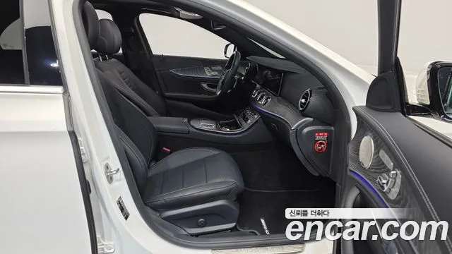 Mercedes-Benz E-Класс 2022 thumb 11