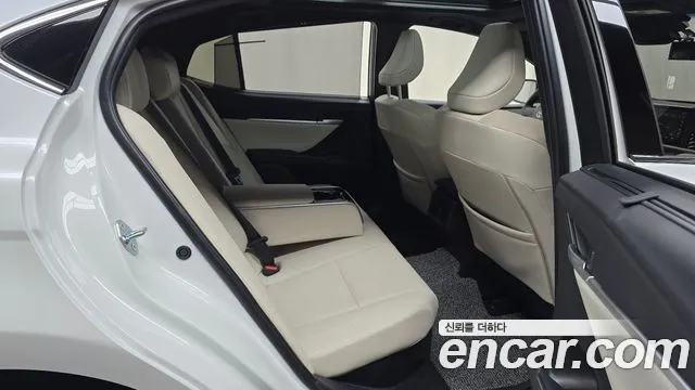 Toyota Camry 2026 thumb 10