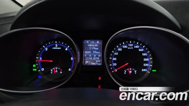 Hyundai Santa Fe 2014 thumb 8