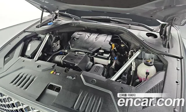 Genesis GV70 2022 thumb 5