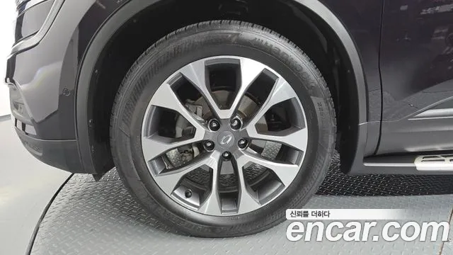 Renault-KoreaSamsung Koleos 2018 thumb 4