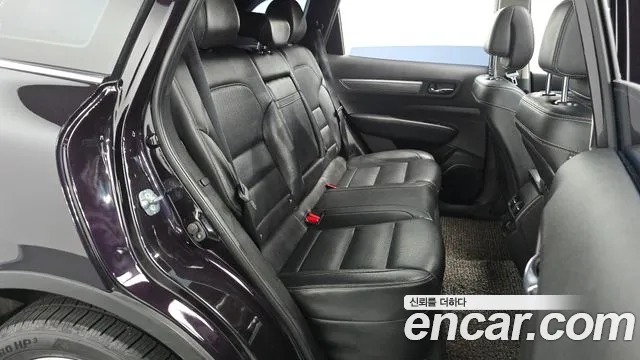 Renault-KoreaSamsung Koleos 2018 thumb 11