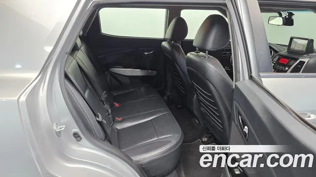 KG_Mobility_Ssangyong TIBOLI 2016 thumb 12