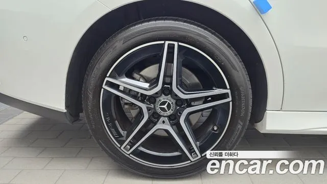 Mercedes-Benz CLA 2023 thumb 5