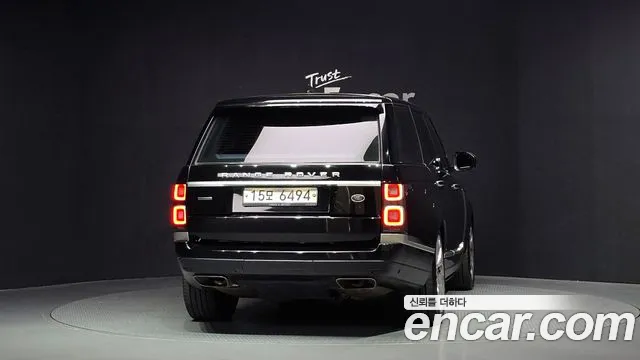 Land Rover Range Rover 2018 thumb 4