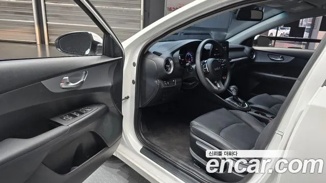 Kia K3 2023 thumb 10