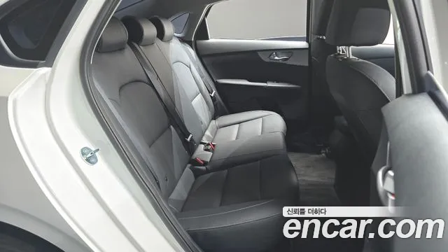 Kia K3 2023 thumb 11