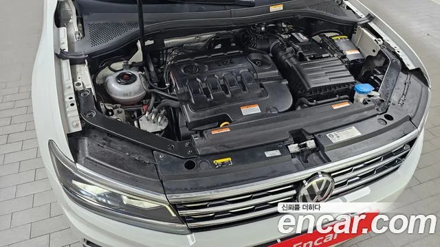 Volkswagen Tiguan 2018 thumb 6